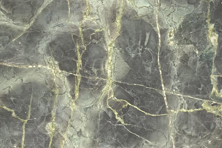 Arlo-Granite-Serpentine-Hero