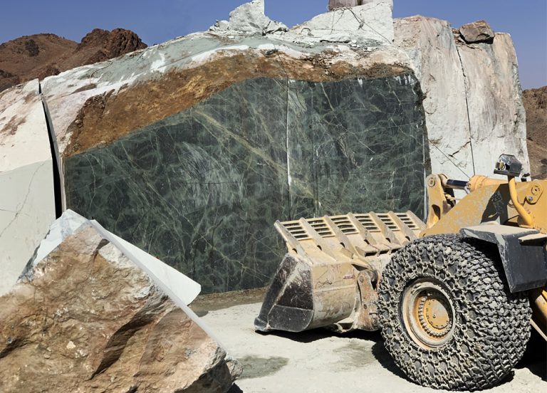 Arlo-Granite-Serpentine-Main