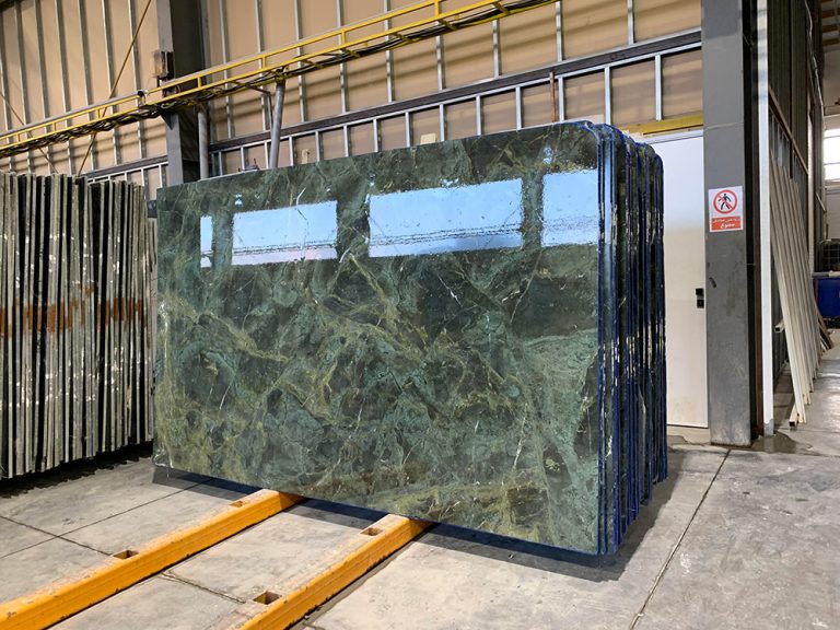 Arlo-Granite-Serpentine-p5